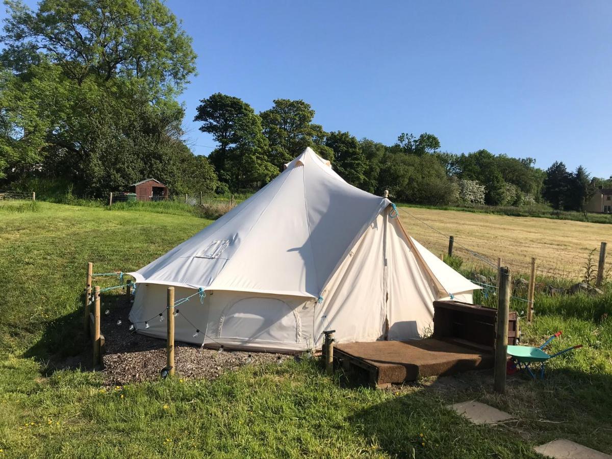 Roaches Retreat Family Glampsite, Rocky Reach Bell Tent With Outdoor Adventures And Campfire Nights Upper Hulme Eksteriør bilde